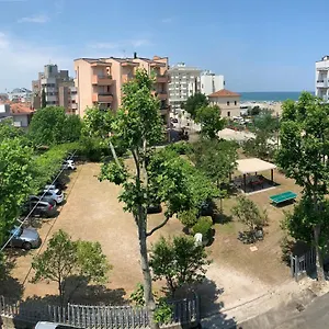 hotel-del-vecchio.riccione-hotels.org/